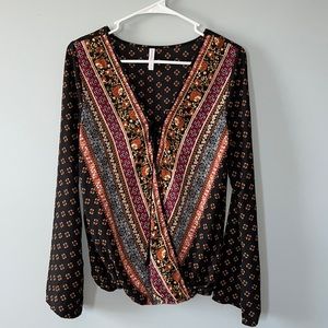 Xhilaration long sleeve, size medium